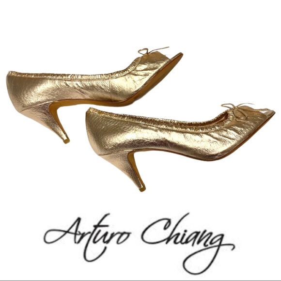 Arturo Chiang Shoes - New Arturo Chiang rose gold peep toe petite heels